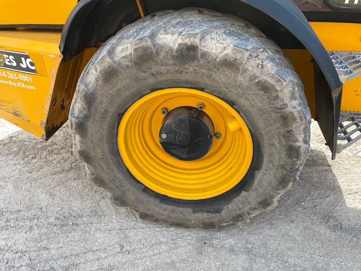 jcb-tm320-image-25