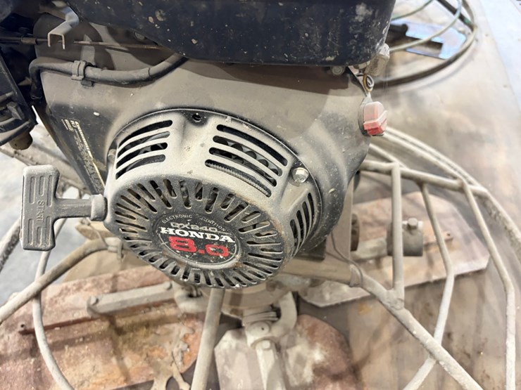 #1814-•-36"-power-trowel-w/-8hp-honda-image-7