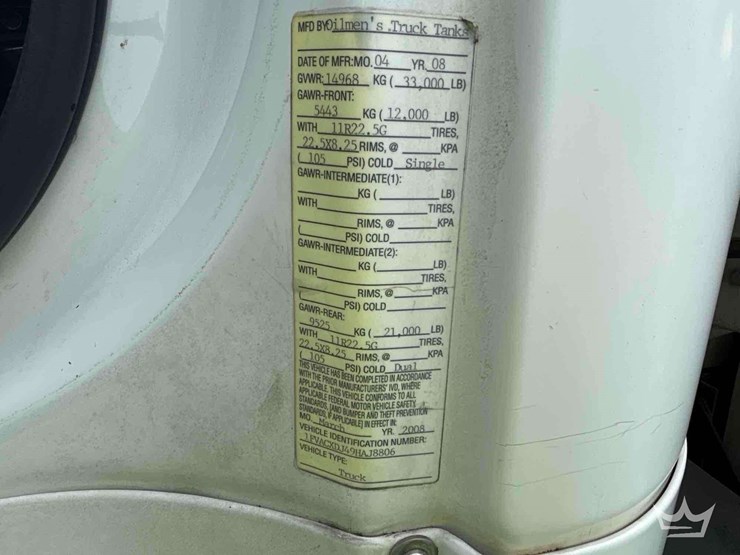 2009-freightliner-m2-106-image-5