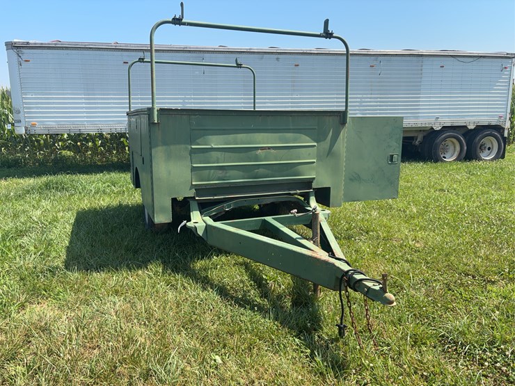 utility-bed-tool-box-trailer-with-heavy-axles.-image-4