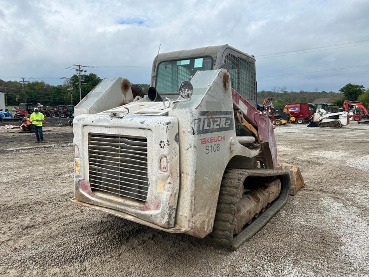 2020-takeuchi-tl12r2-image-4
