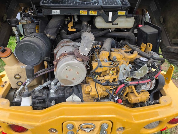 2022-caterpillar-906m-image-8
