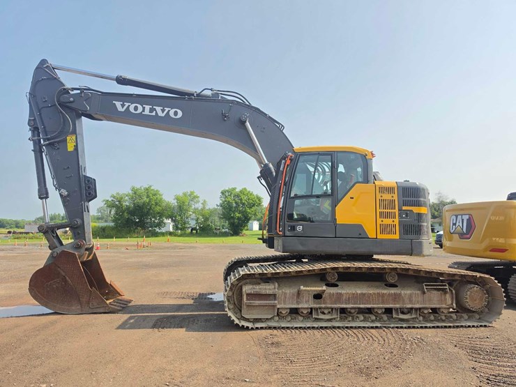 2022-volvo-ecr355el-image-1