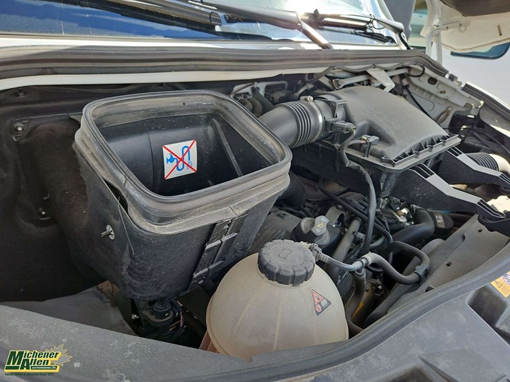 2020-mercedes-benz-sprinter-c240-turbo-diesel-cargo-van-image-25