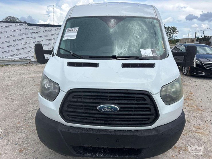 2015-ford-transit-image-20