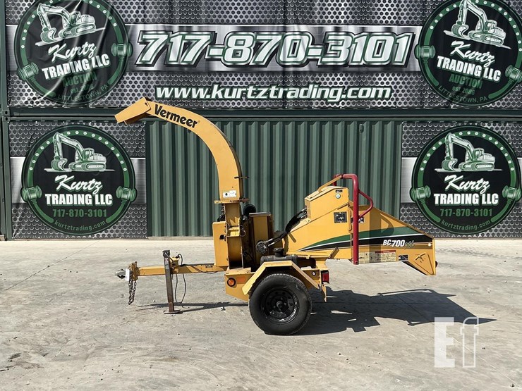 2019-vermeer-bc700xl-image-1
