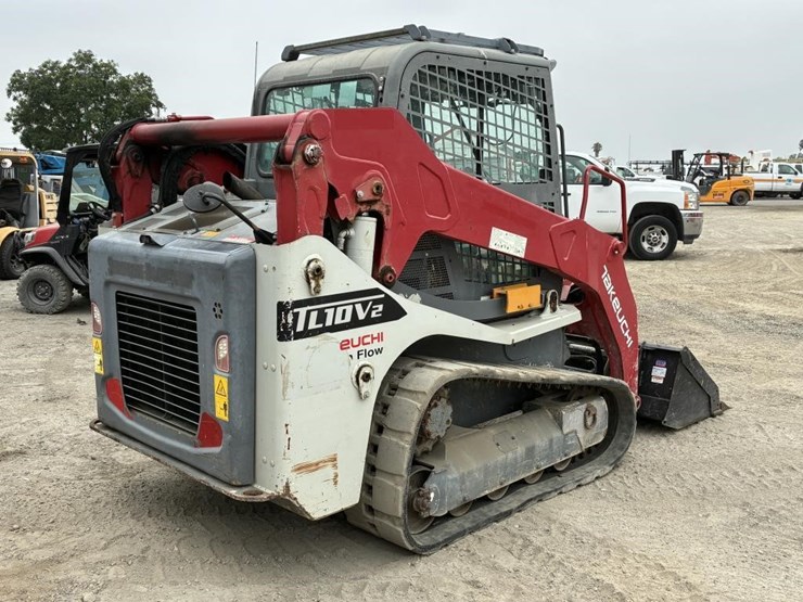 2019-takeuchi-tl10v2-image-3