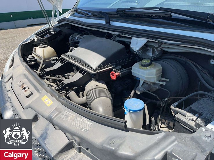 2012-mercedes-benz-sprinter-3500-image-23