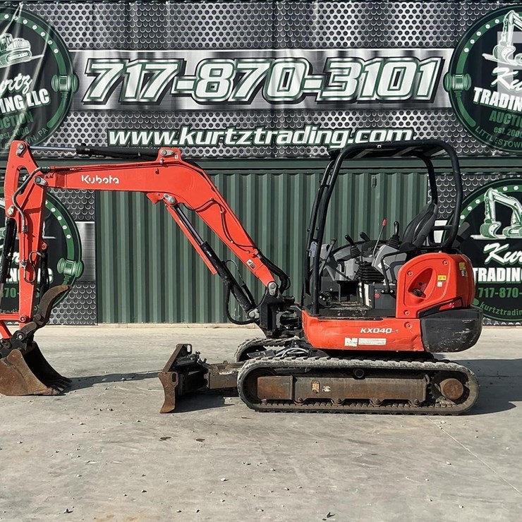 2021 KUBOTA KX040-4