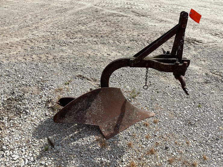 #8322-•-ferguson-3-point-1-bottom-plow-image-4