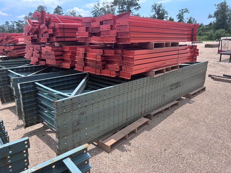 #40080-•-(1)-stack-bolt-on-upright-16ft-x-46in-bolt-on-beams-8ft-x-3-1/2in-pallet-racking-image-1