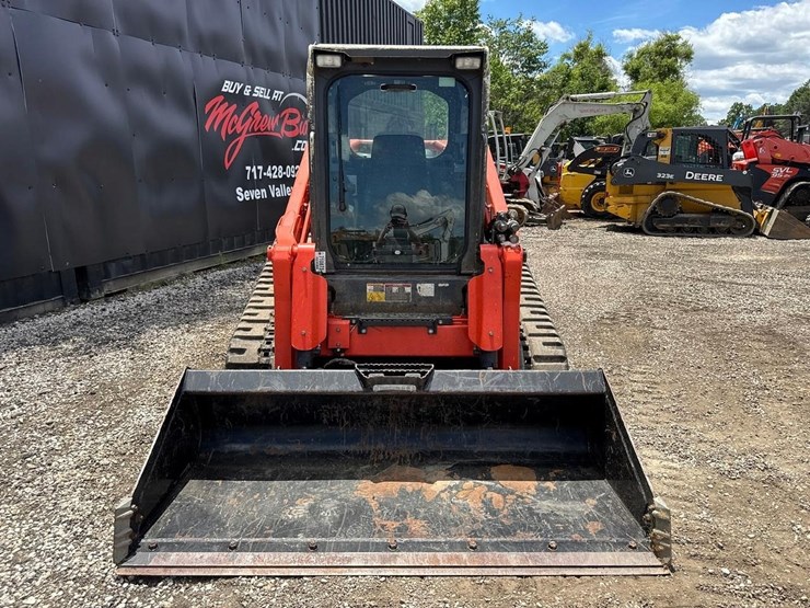 2023-kubota-svl97-2-image-9