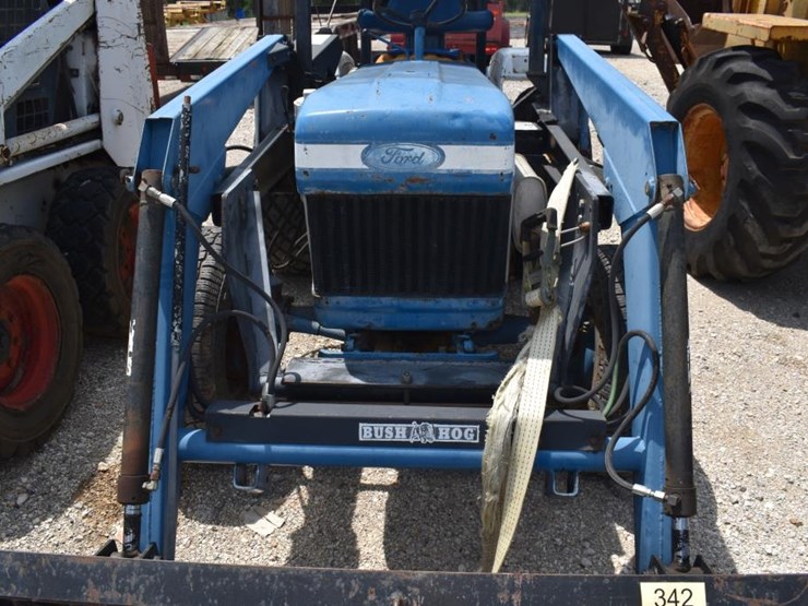 ford-1710-image-5