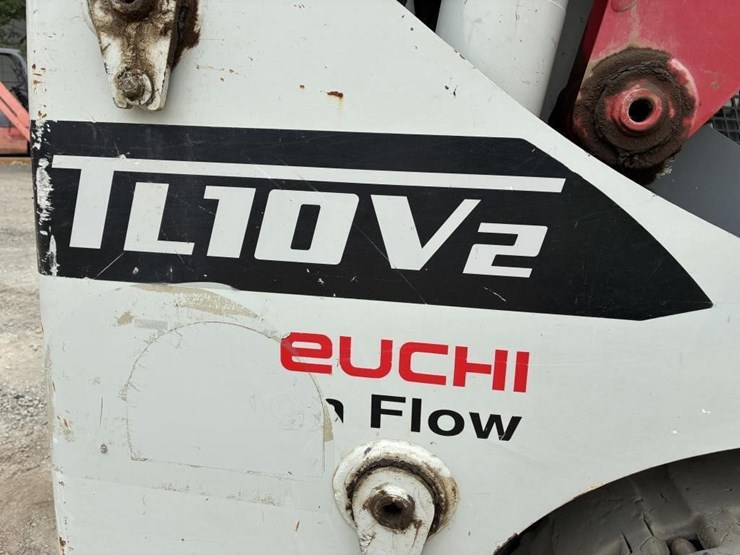 2019-takeuchi-tl10v2-image-16
