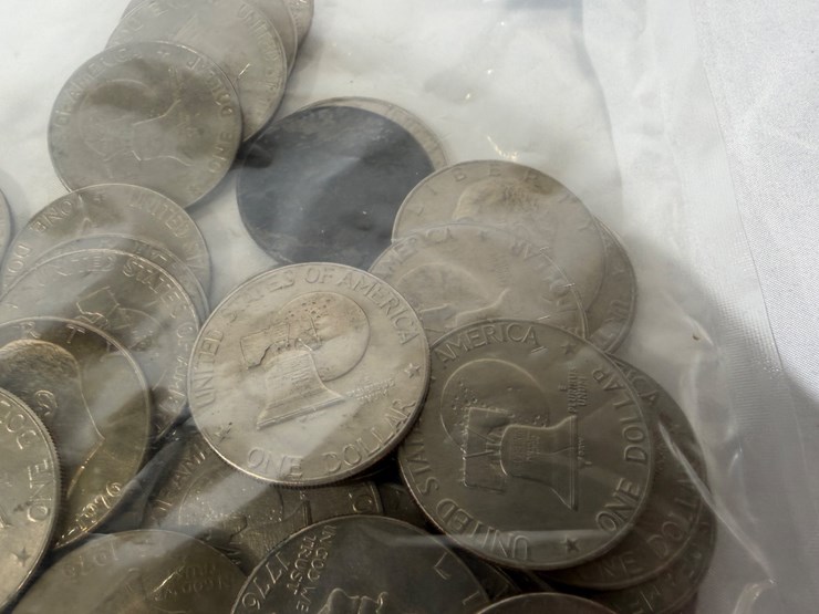 #40035-•-(50)-1776-1976-bicentennial-one-dollar-coins-image-15