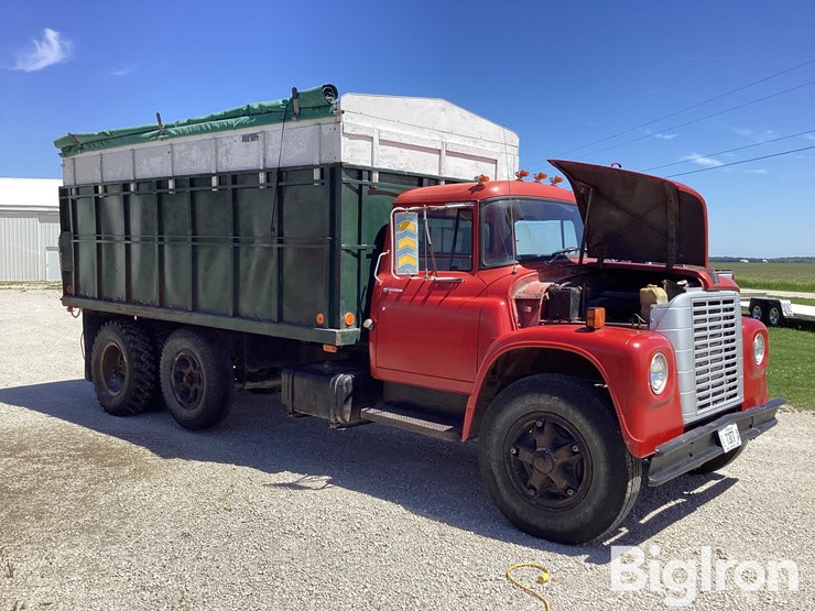 1975-international-loadstar-image-3
