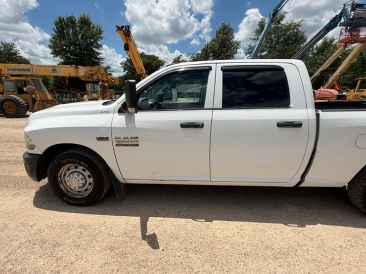 2013-dodge-ram-2500-image-14