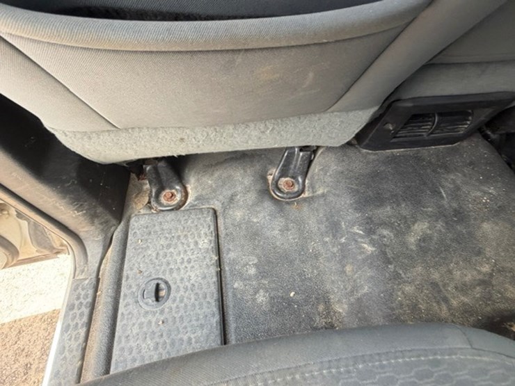 2013-dodge-ram-2500-image-32