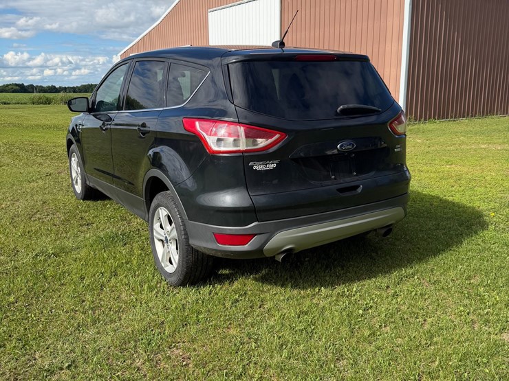 2014-ford-escape-se-image-5