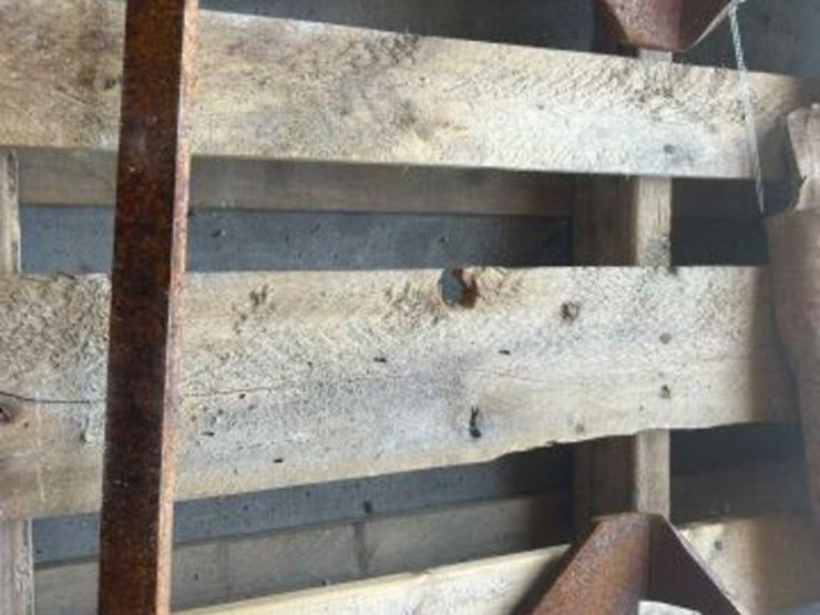unused-q/c-skid-steer-mount-plate-image-9