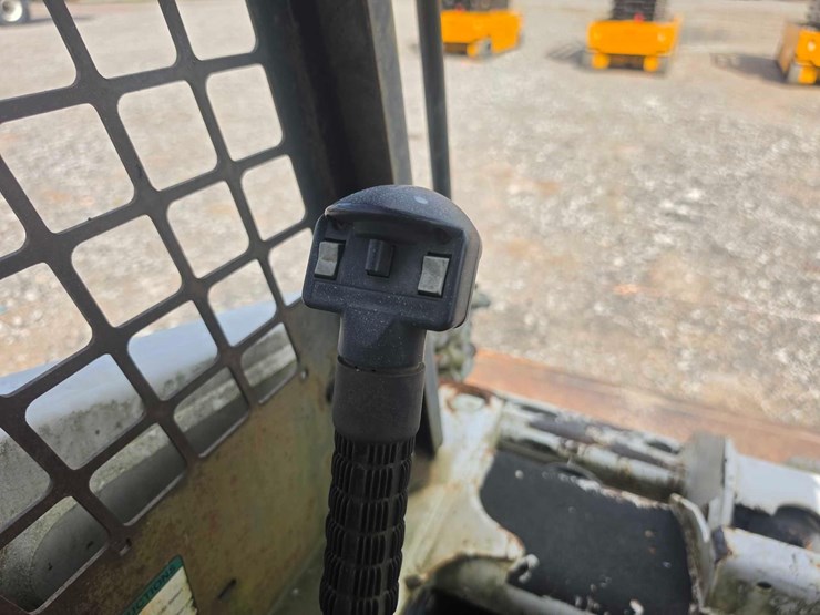 bobcat-t200-image-19