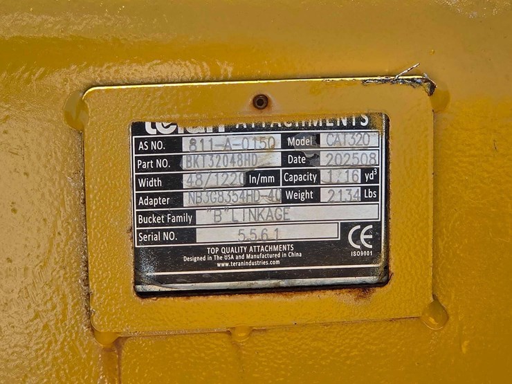 caterpillar-320-image-5