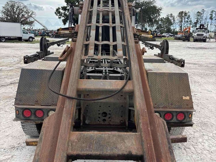2018-international-workstar-7600-image-21