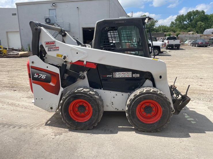 2023-bobcat-s76-image-24
