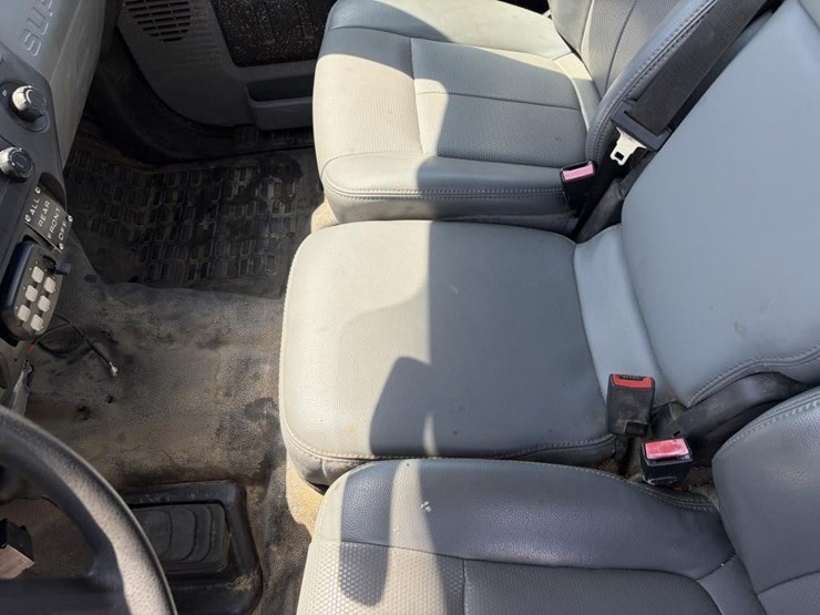 2011-ford-f250-image-18