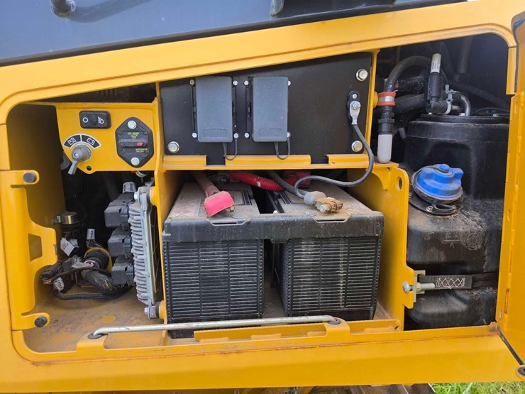 2019-deere-550-lt-image-12