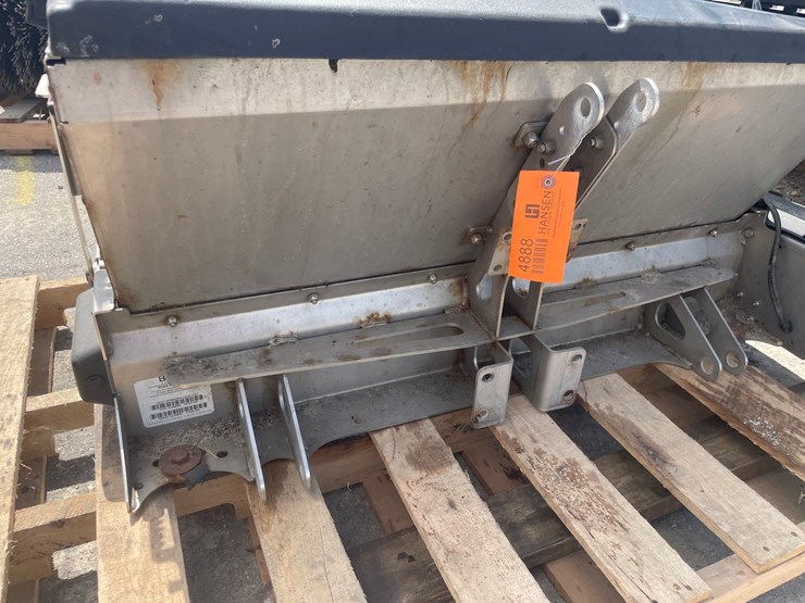 #4888-•-boss-exact-path-broadcast-spreader-image-7