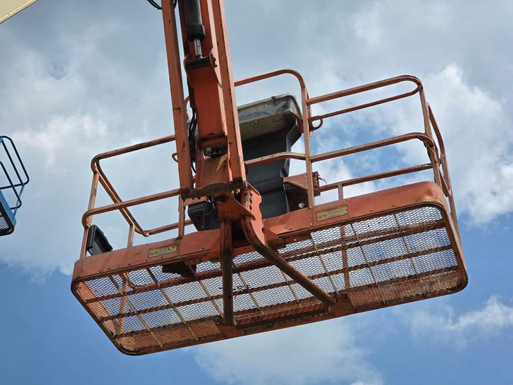 jlg-600aj-image-7