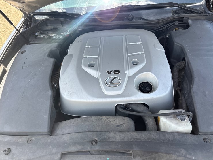 #84005-•-2005-lexus-gs300-image-19
