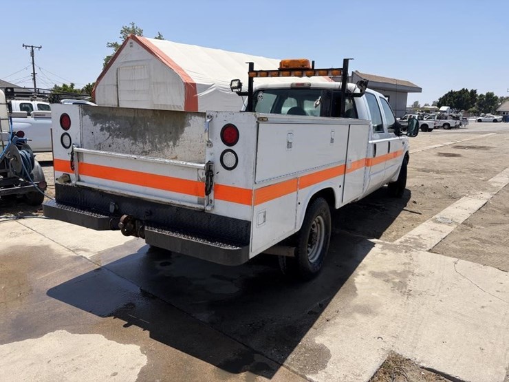 2001-ford-f350-sd-image-3