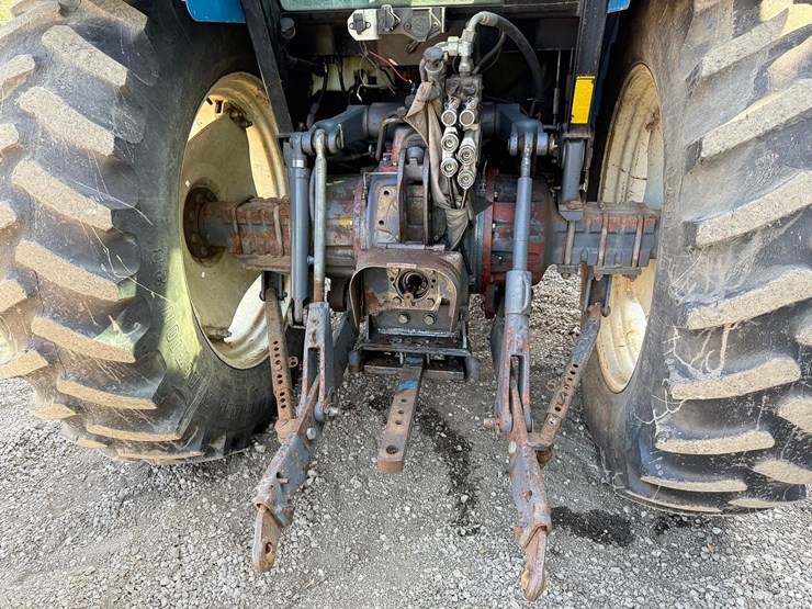ford-7740-image-14