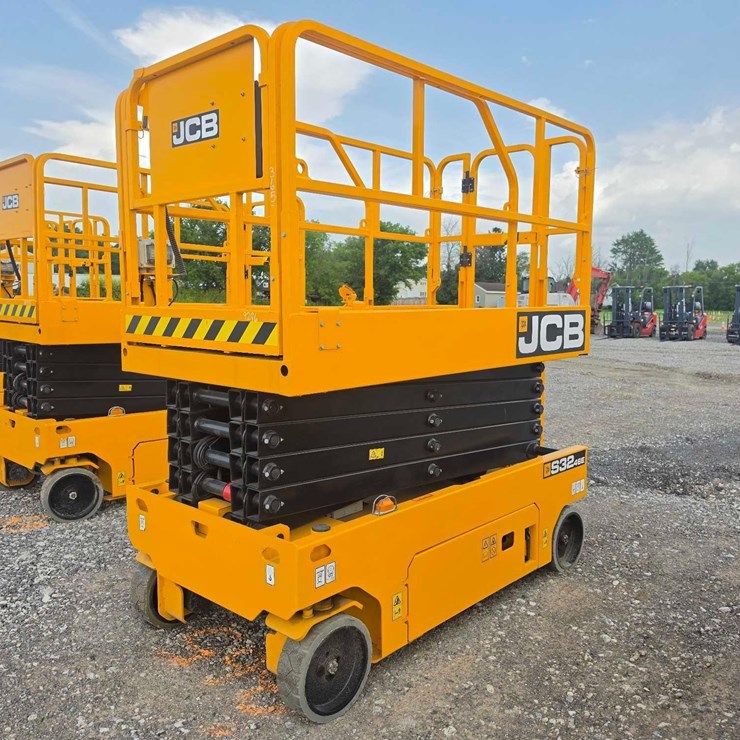 JCB S3246E