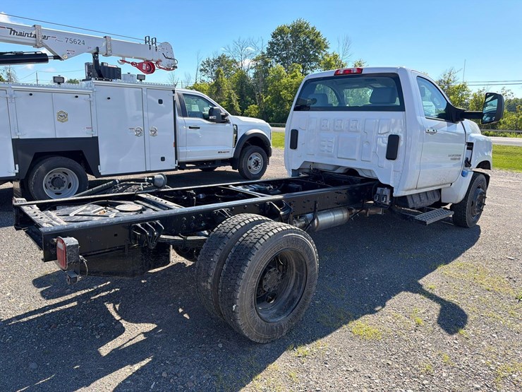 chevrolet-6500-image-4