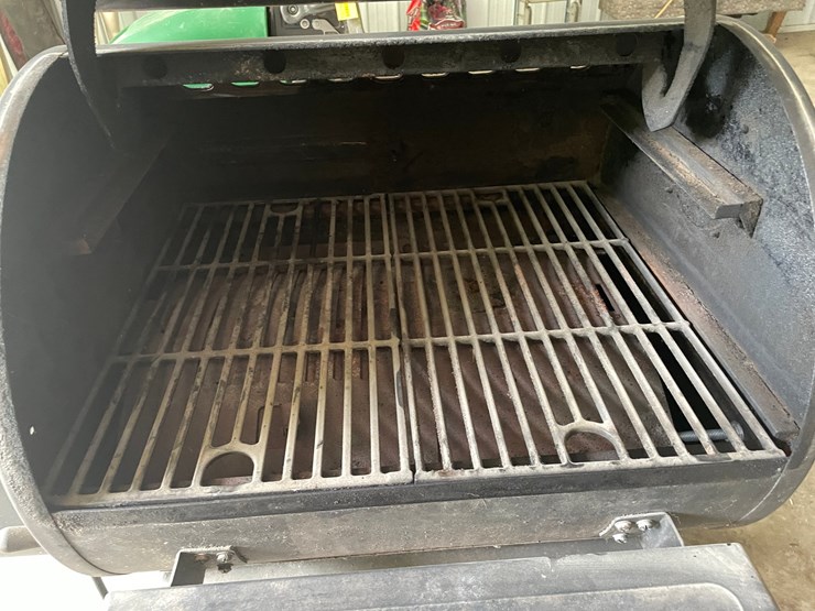 #10717-•-louisiana-sl700-grill-image-3