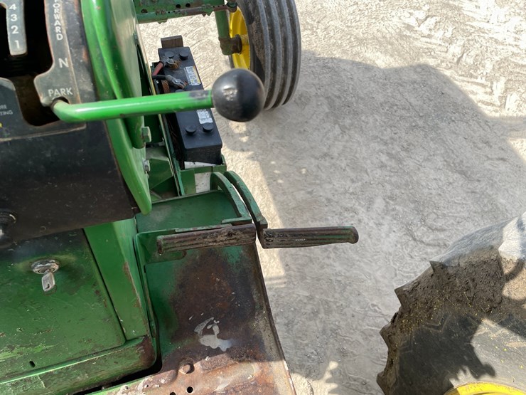 john-deere-4020-image-38
