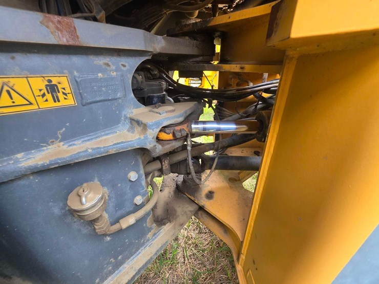 liebherr-l544-image-8