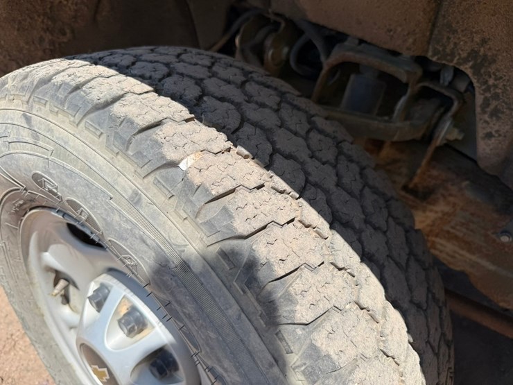 2019-chevrolet-2500hd-image-63