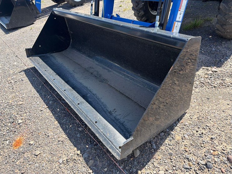 new-holland-workmaster-35-image-11