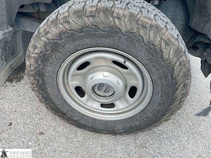 2021-ford-f250-image-22