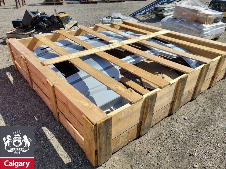 crate-of-a-bus-panel..96"x104"-image-6