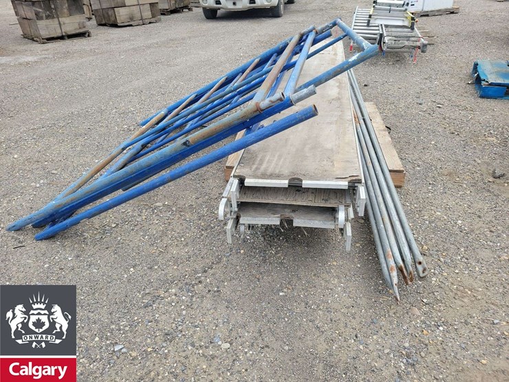 pallet-of-scaffolding-image-5