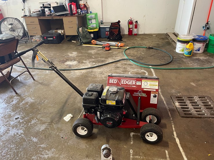 #7933-•-brown-trenchmaster-bed-edger-image-1