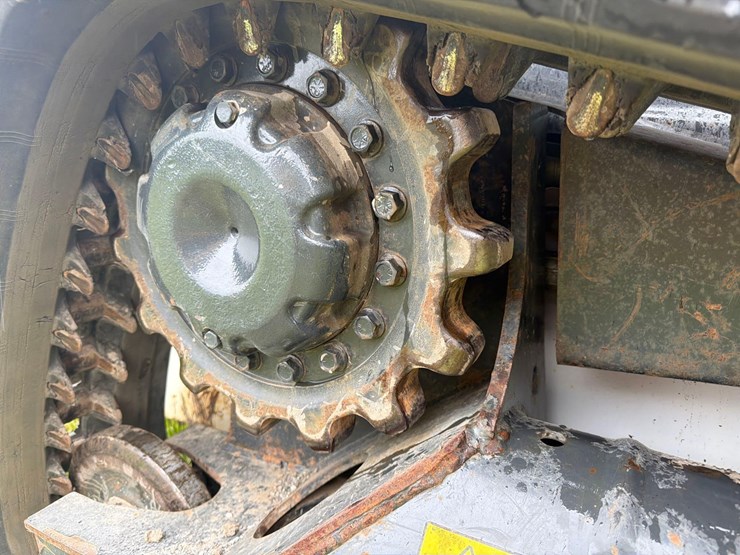 2023-bobcat-t66-image-13