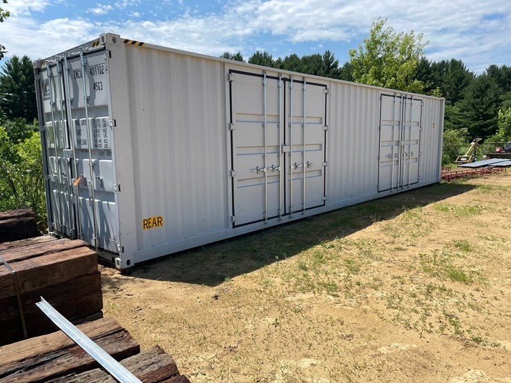 #120-•-40'-high-cube-multi-door-shipping-container-image-3