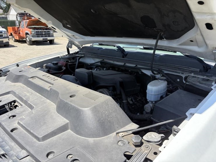 2011-chevrolet-silverado-2500-image-7