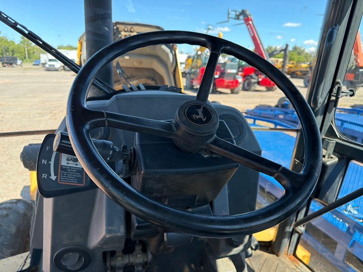 john-deere-310-image-23
